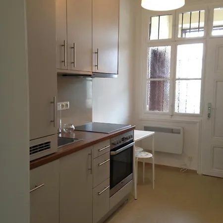 Small And Cozy Flat Vienna Exterior photo