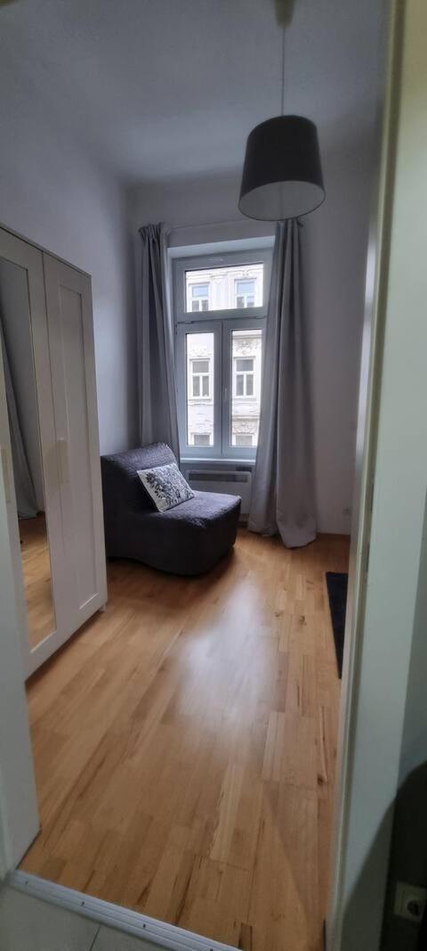 Small And Cozy Flat Apartment