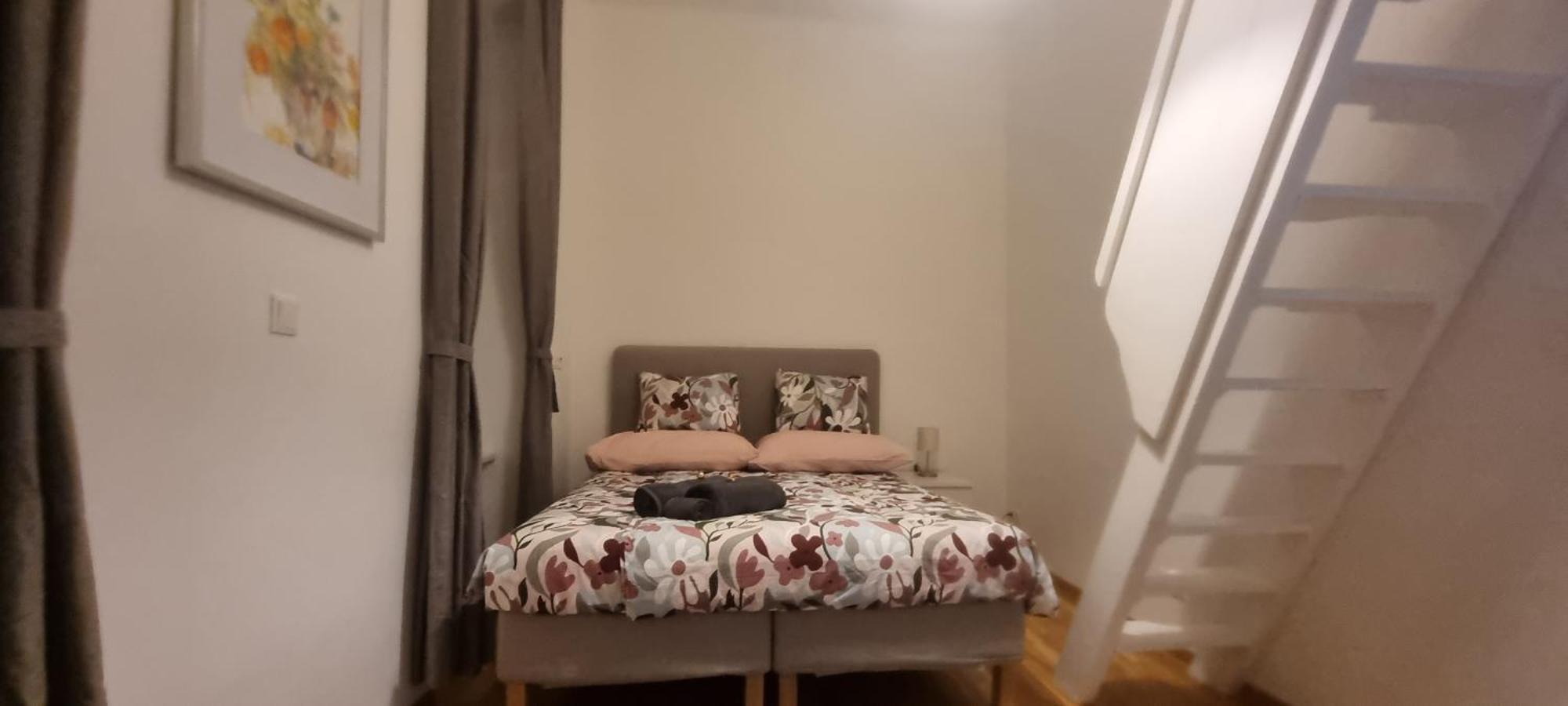 Small And Cozy Flat Apartment